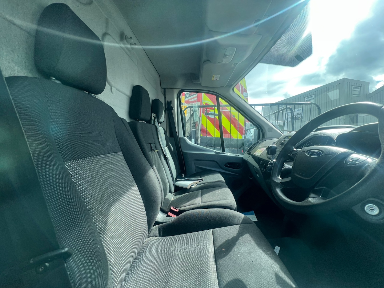 Used Ford Transit 2019 for sale - 76386977: Photo 3