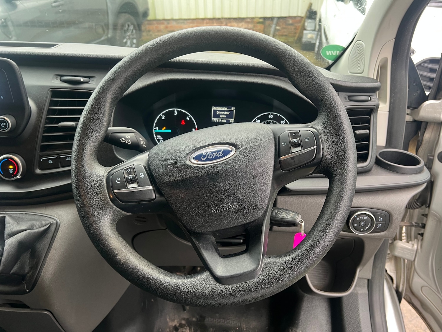 Used Ford Transit Custom 2019 for sale - 77760229: Photo 3