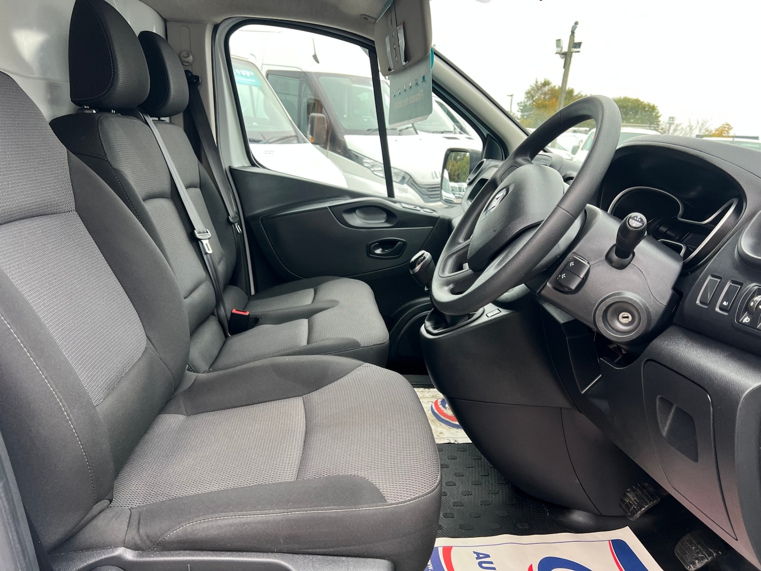 Used Renault Trafic 2020 for sale - 77060865: Photo 2