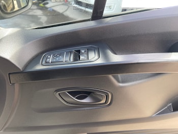 Used Renault Trafic 2023 for sale - 79516130: Photo