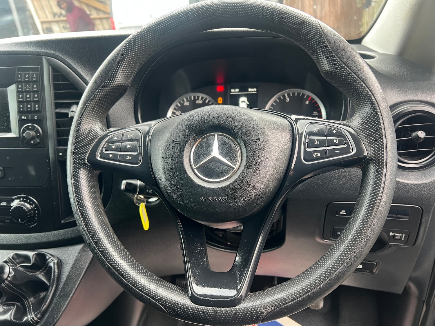 Used Mercedes-Benz Vito 2018 for sale - 76640609: Photo 3