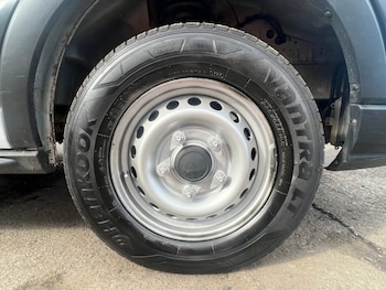 Ford Transit feature image 2