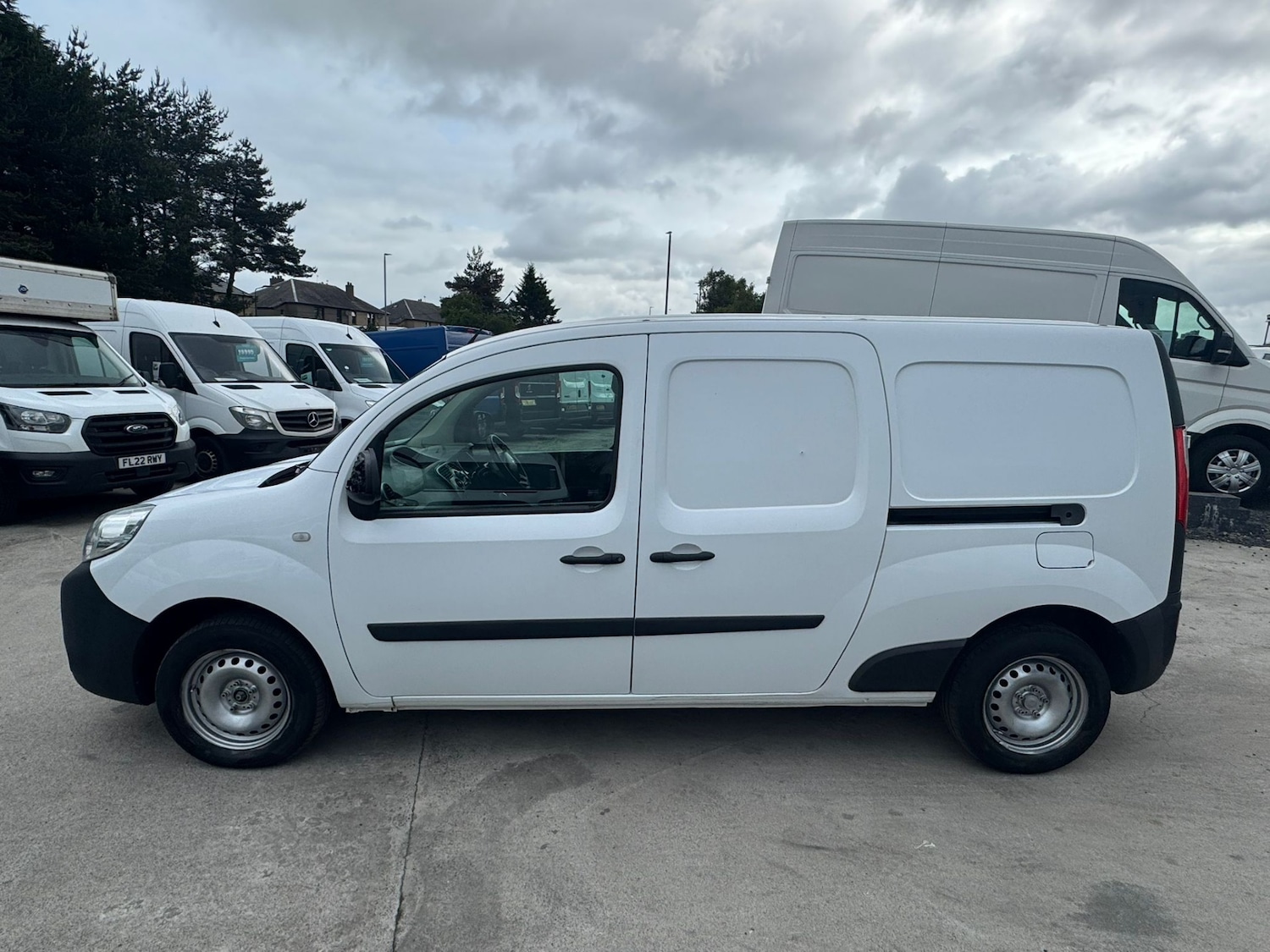 Used Renault Kangoo 2019 for sale - 77060811: Photo 16