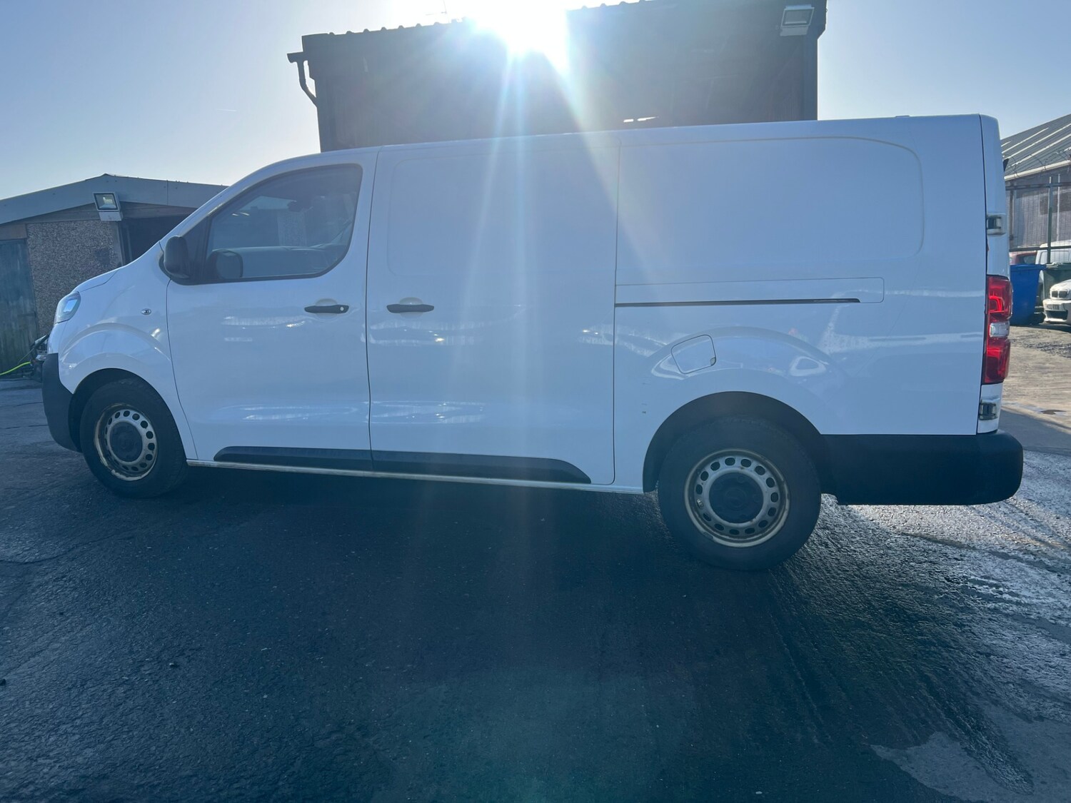 Used Vauxhall Vivaro 2022 for sale - 77902339: Photo 4