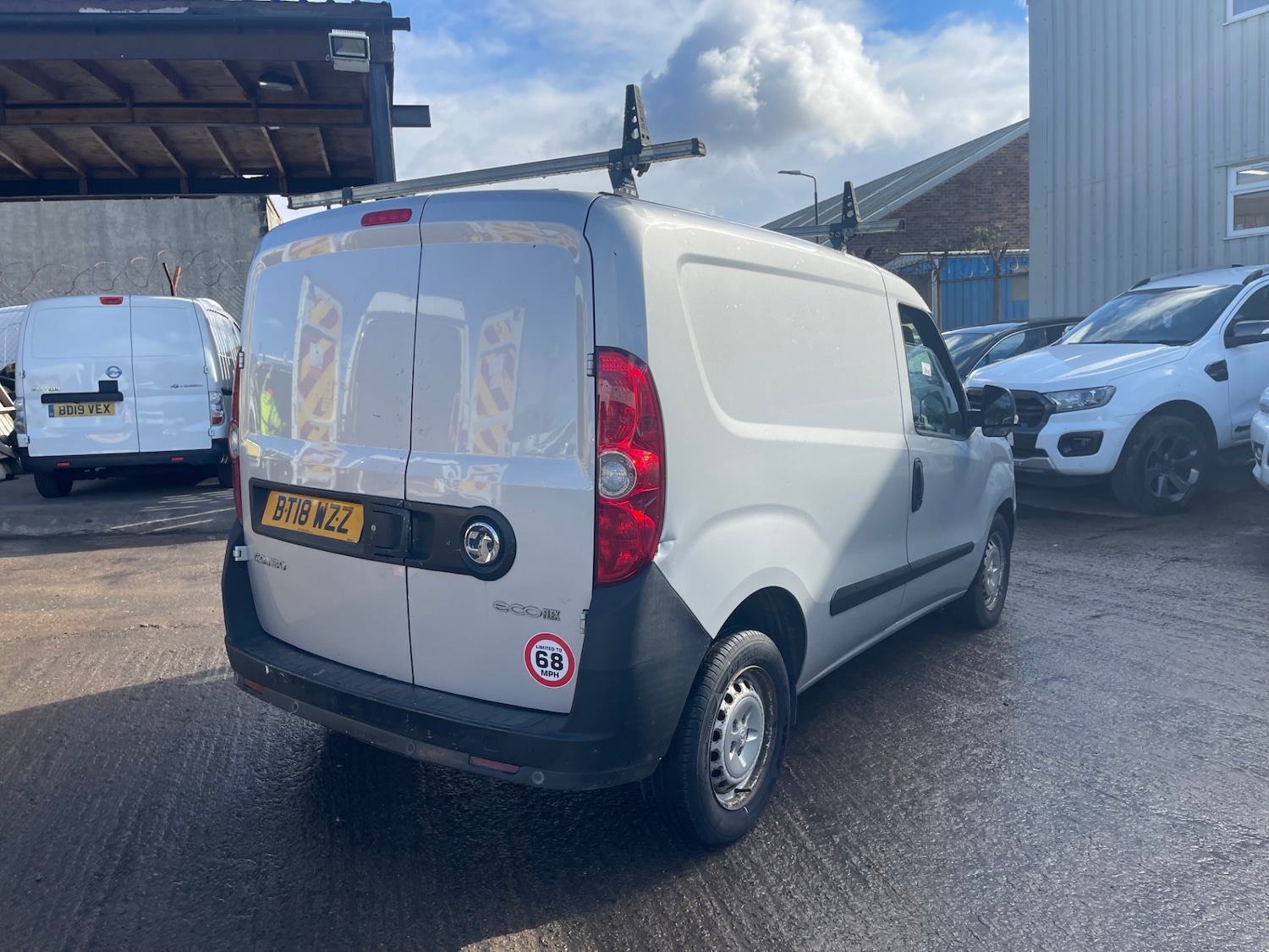 Used Vauxhall Combo 2018 for sale - 78187100: Photo 8
