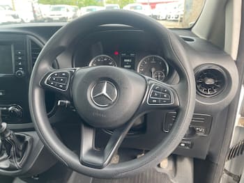 Used Mercedes-Benz Vito 2023 for sale - 79640627: Photo