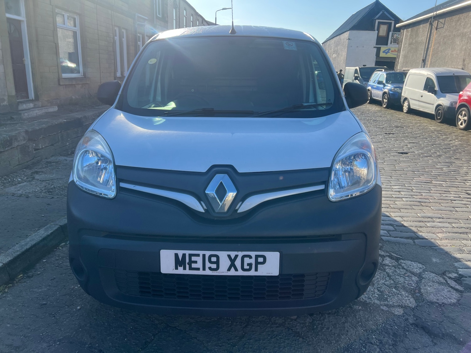 Used Renault Kangoo 2019 for sale - 76402948: Photo 2