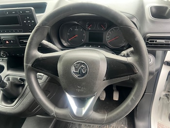 Used Vauxhall Combo 2019 for sale - 76867066: Photo