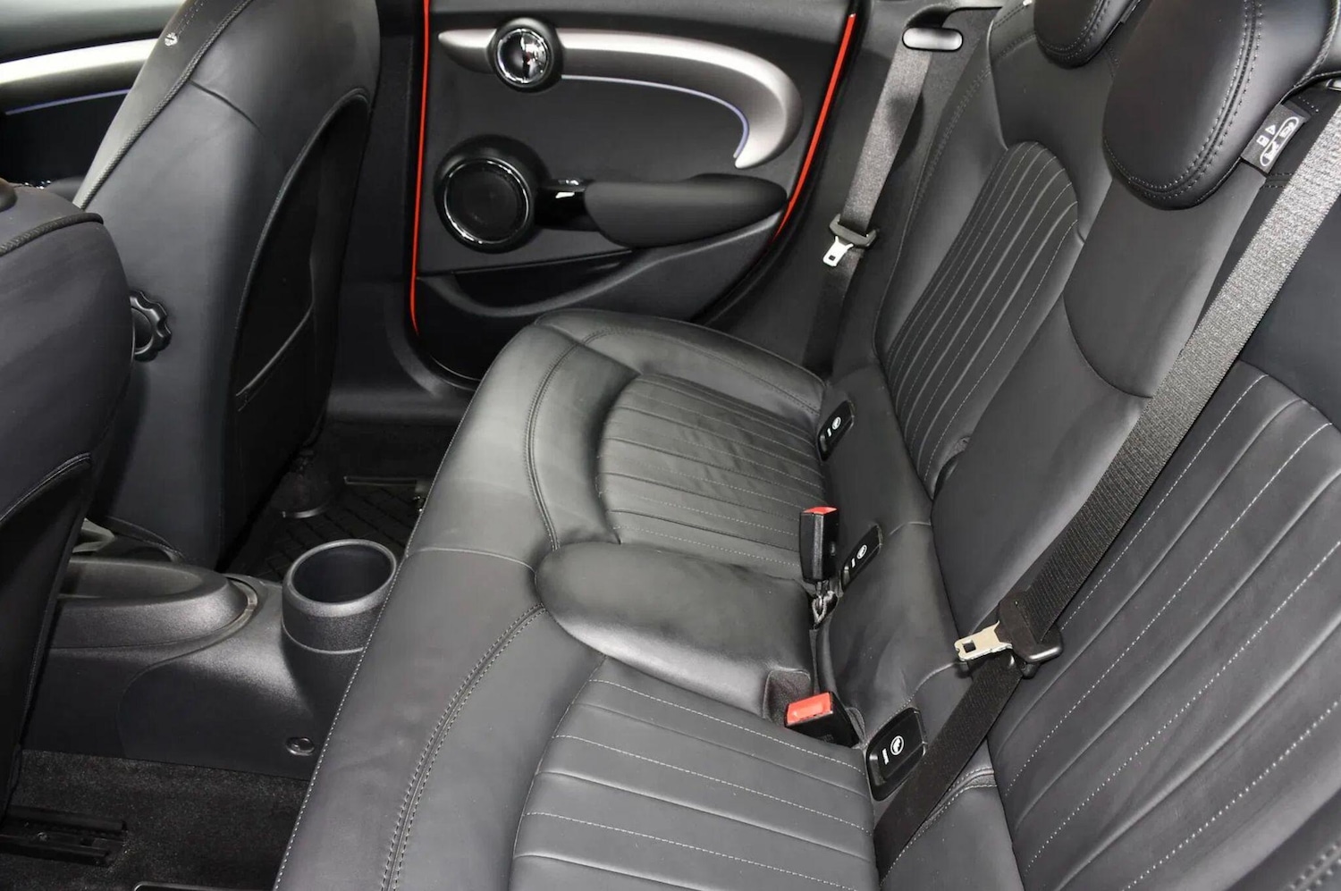 Used MINI Hatch 2019 for sale - 77799381: Photo 10