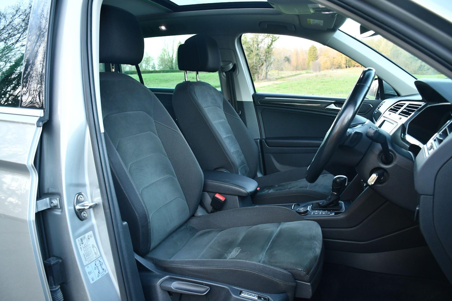 Used Volkswagen Tiguan 2017 for sale - 78086910: Photo 24