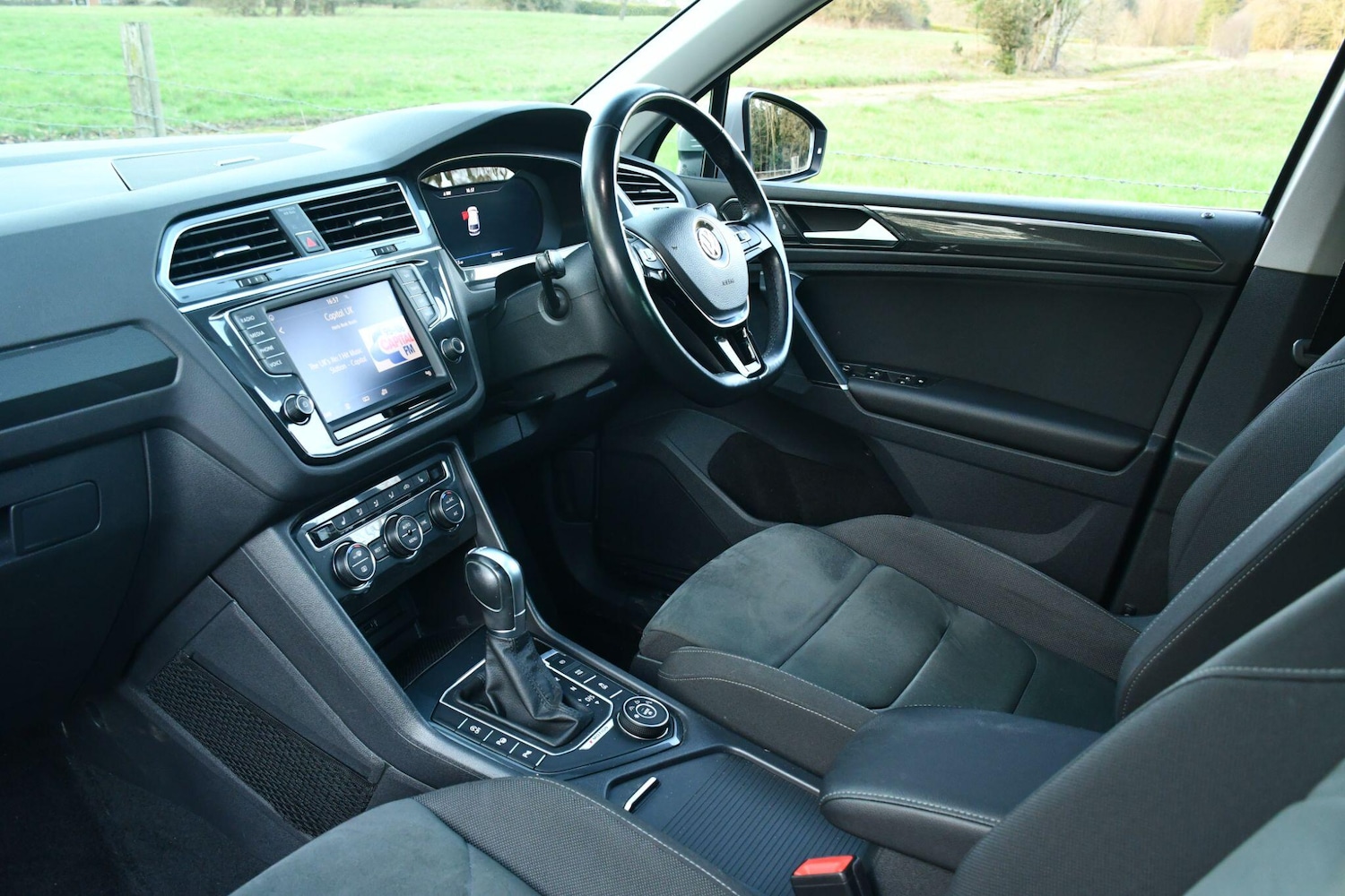 Used Volkswagen Tiguan 2017 for sale - 78086910: Photo 28