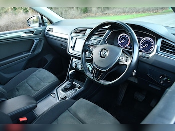 Used Volkswagen Tiguan 2017 for sale - 78086910: Photo