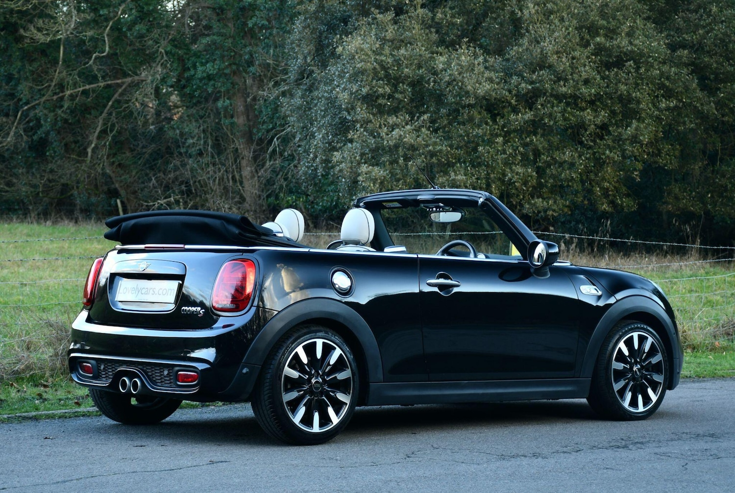 Used MINI Convertible 2019 for sale - 77590046: Photo 13