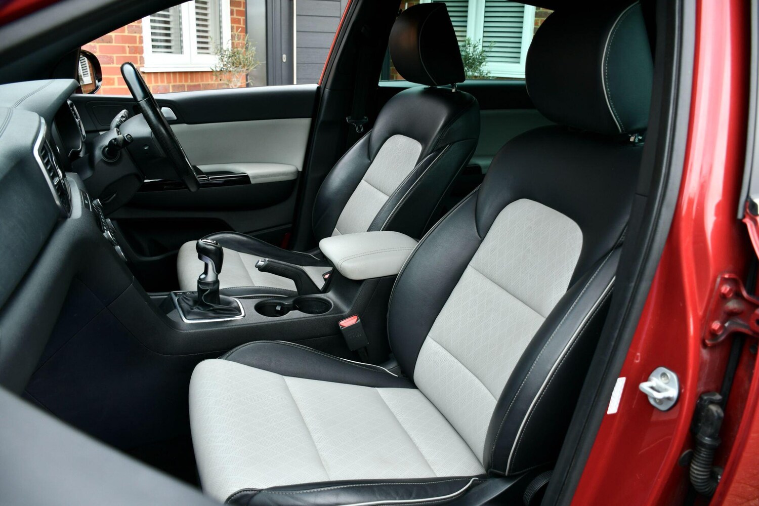 Used Kia Sportage 2017 for sale - 77590052: Photo 43