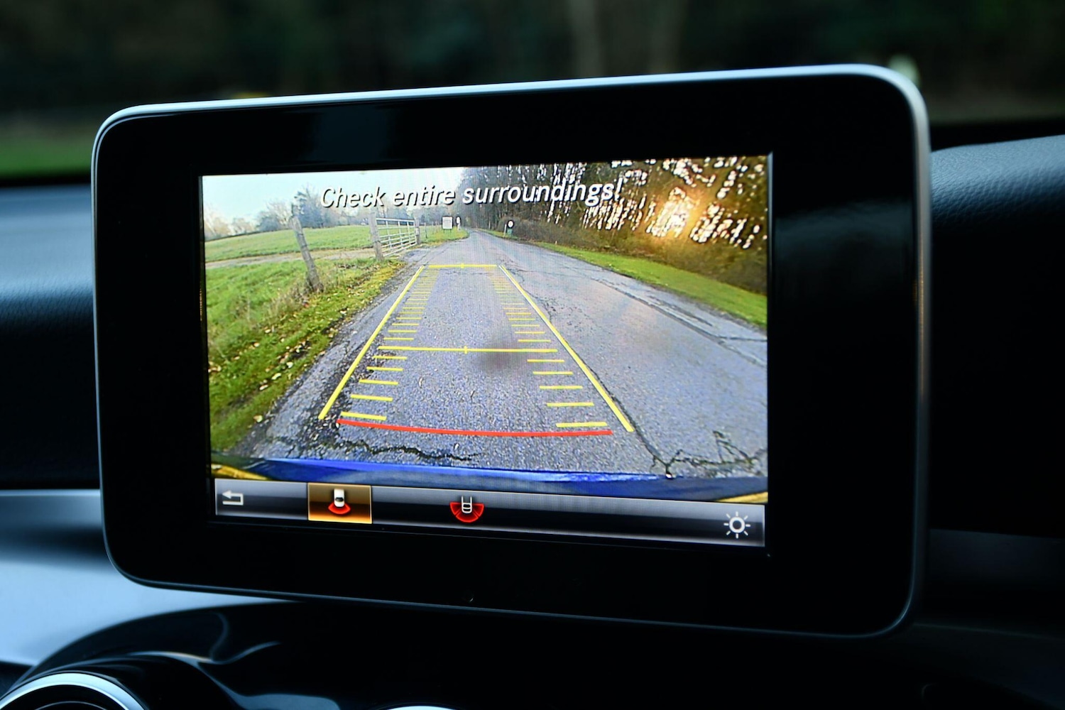 Used Mercedes-Benz GLC 2018 for sale - 77882558: Photo 5