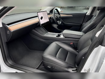 Used Tesla Model 3 2021 for sale - 79116409: Photo