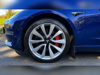 Used Tesla Model 3 2019 for sale - 78404377: Photo