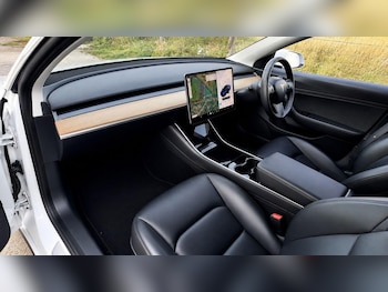 Used Tesla Model 3 2020 for sale - 79540470: Photo