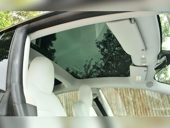 Used Tesla Model 3 2021 for sale - 78934490: Photo