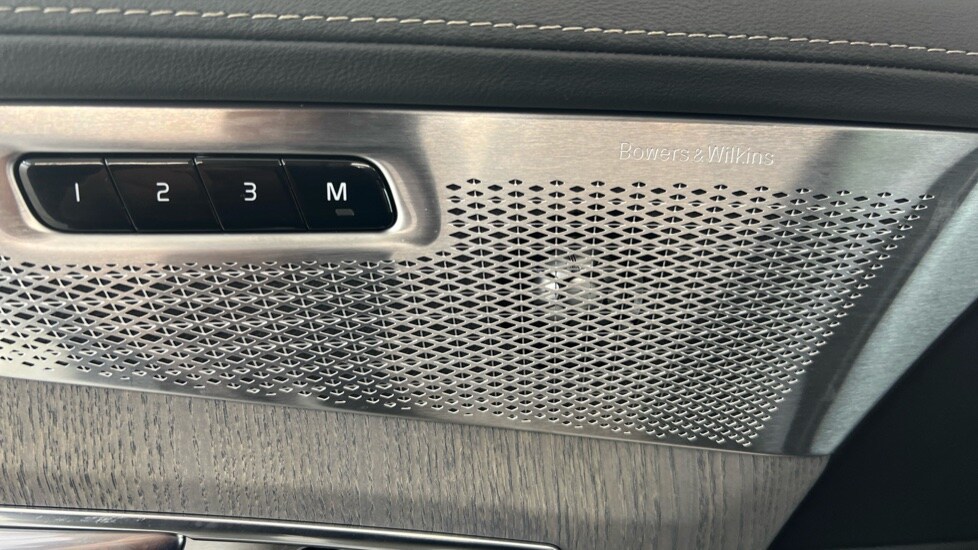 Used Volvo XC90 2025 for sale - 77281139: Photo 41