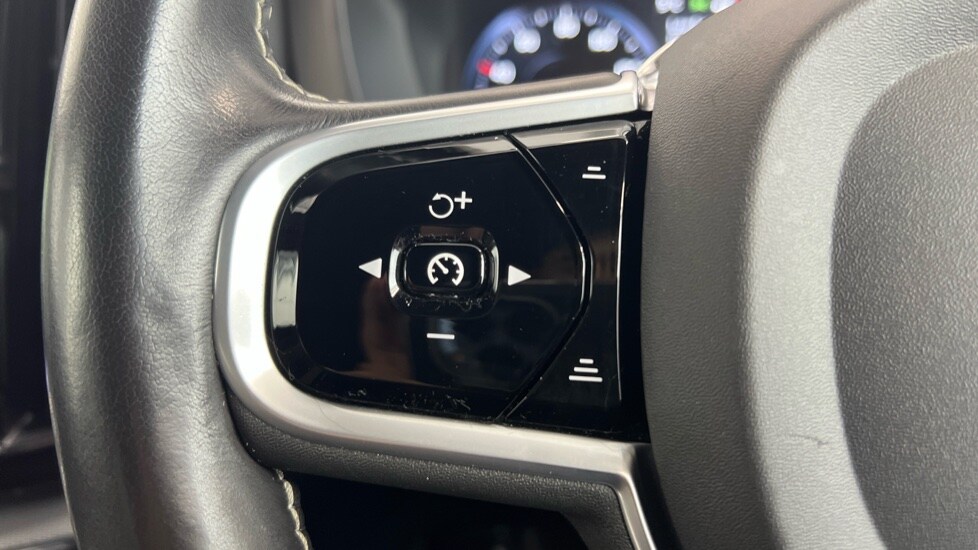 Used Volvo XC60 2021 for sale - 77627486: Photo 21