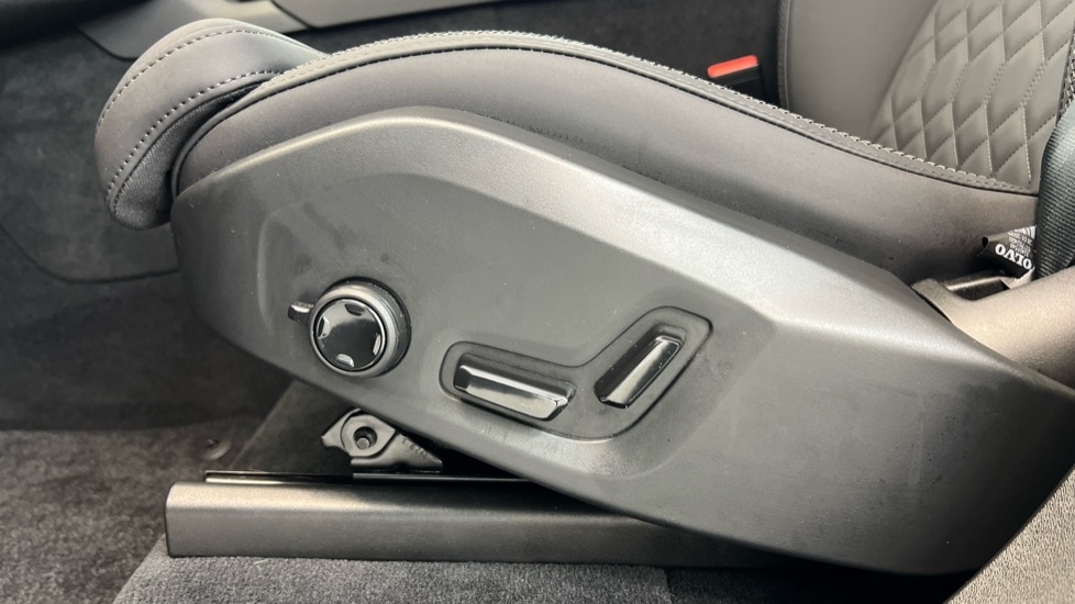 Used Volvo XC90 2025 for sale - 77239464: Photo 38