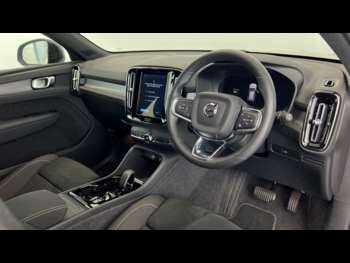 Used Volvo XC40 2025 for sale - 75296722: Photo