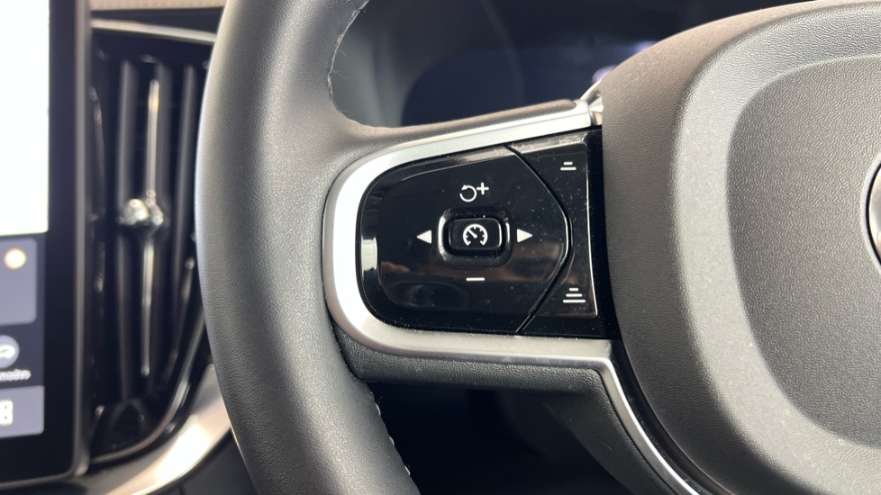 Used Volvo XC90 2025 for sale - 76888829: Photo 21