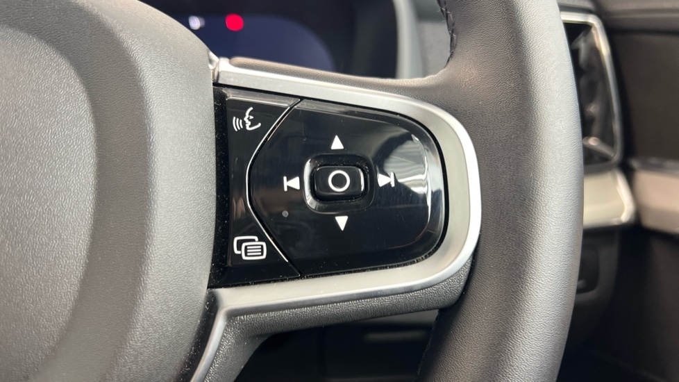 Used Volvo XC90 2025 for sale - 76888829: Photo 22