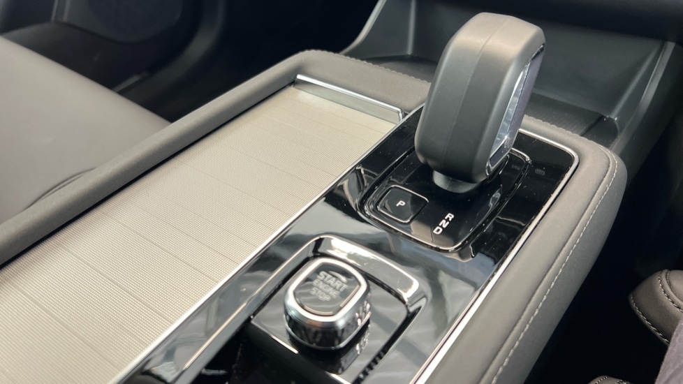 Used Volvo XC90 2025 for sale - 76888829: Photo 25