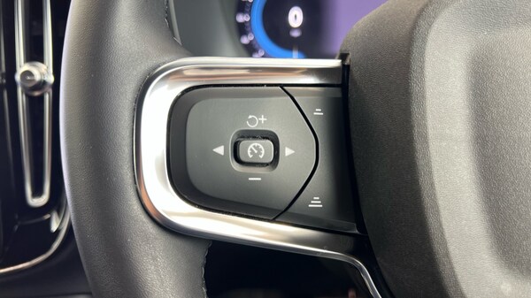 Used Volvo XC40 2022 for sale - 76208717: Photo 21