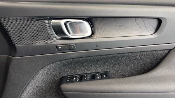 Used Volvo XC40 2022 for sale - 76208717: Photo 29