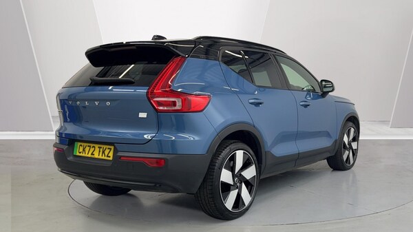 Used Volvo XC40 2022 for sale - 76208717: Photo 2