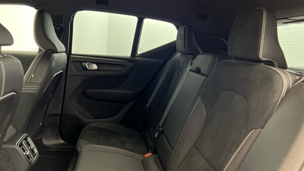 Used Volvo XC40 2022 for sale - 76208717: Photo 33