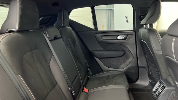 Used Volvo XC40 2022 for sale - 76208717: Photo 6
