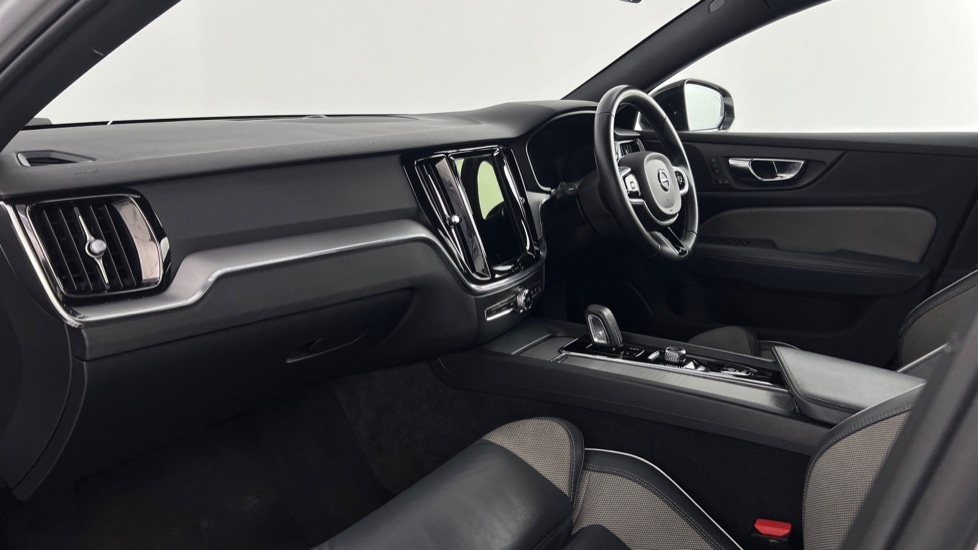 Used Volvo S60 2021 for sale - 77771178: Photo 4