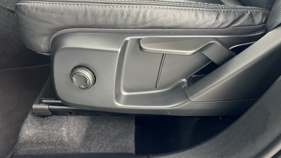 Used Volvo XC40 2022 for sale - 77634618: Photo 39