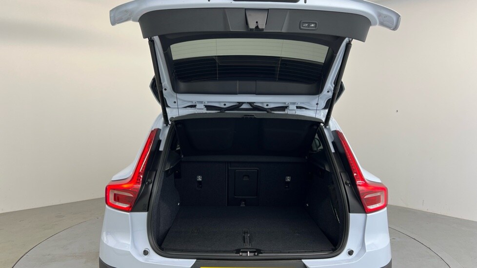 Used Volvo XC40 2024 for sale - 75796704: Photo 13