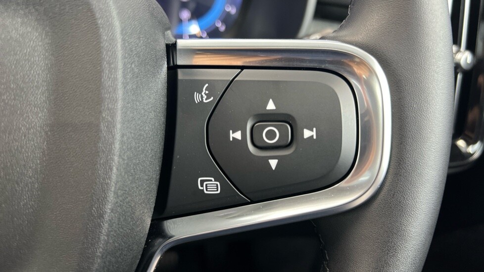 Used Volvo XC40 2024 for sale - 75796704: Photo 22