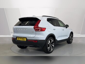 Used Volvo XC40 2024 for sale - 75796704: Photo