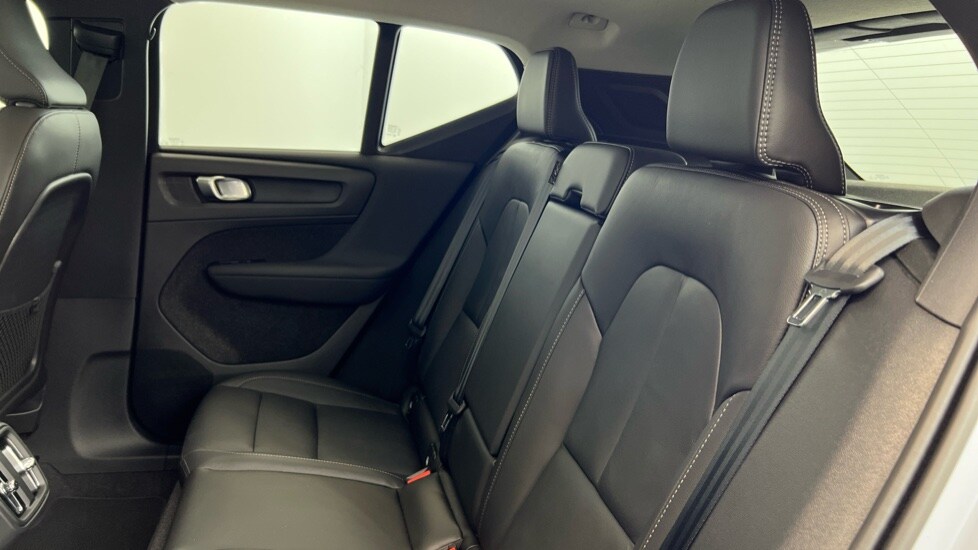 Used Volvo XC40 2024 for sale - 75796704: Photo 33