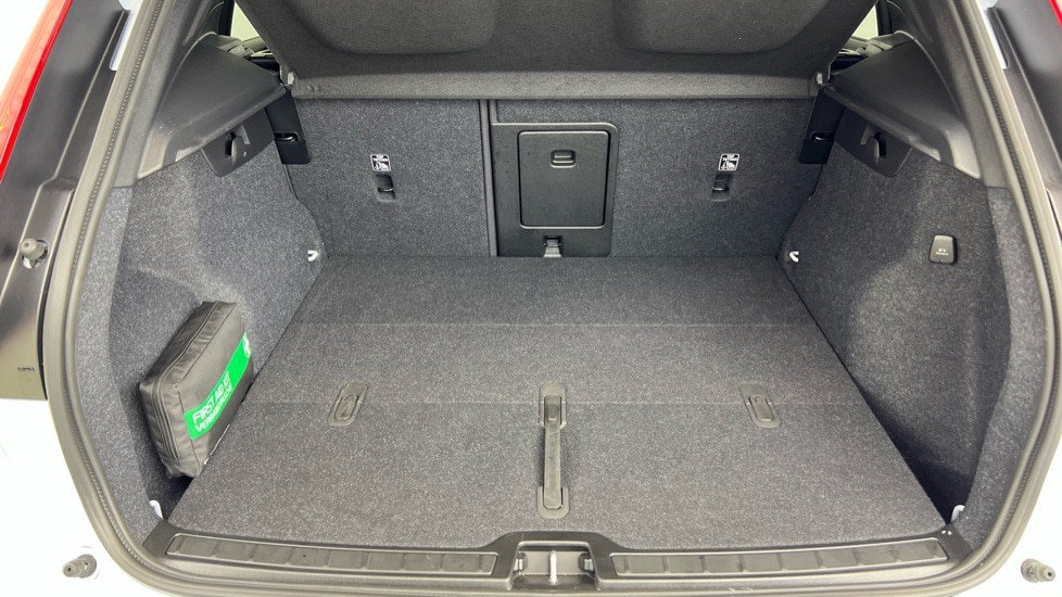 Used Volvo XC40 2024 for sale - 75796704: Photo 39