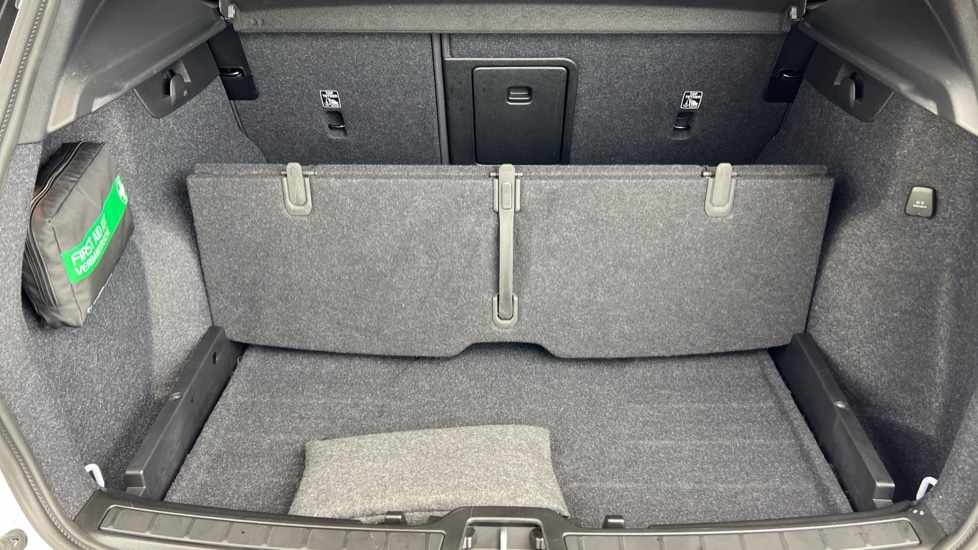 Used Volvo XC40 2024 for sale - 75796704: Photo 42