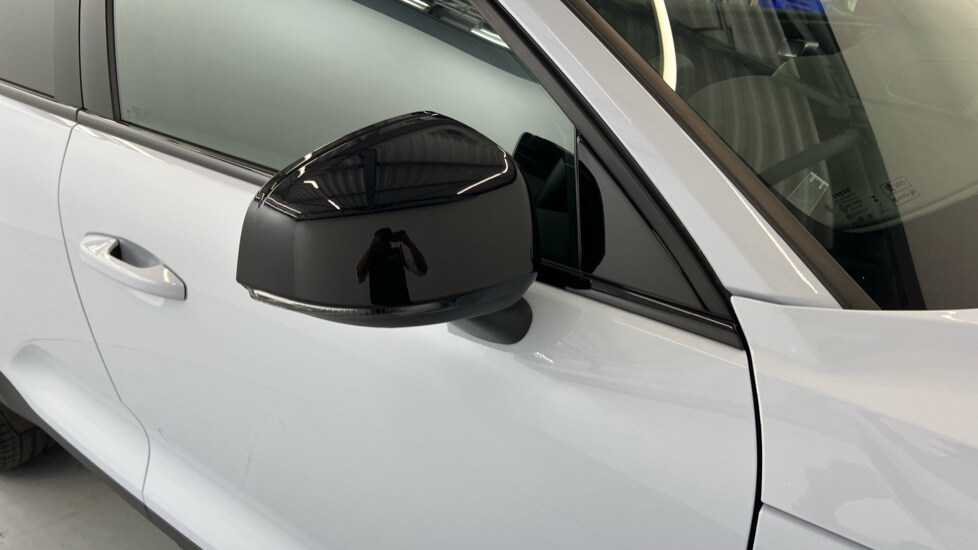 Used Volvo XC40 2024 for sale - 75796704: Photo 45