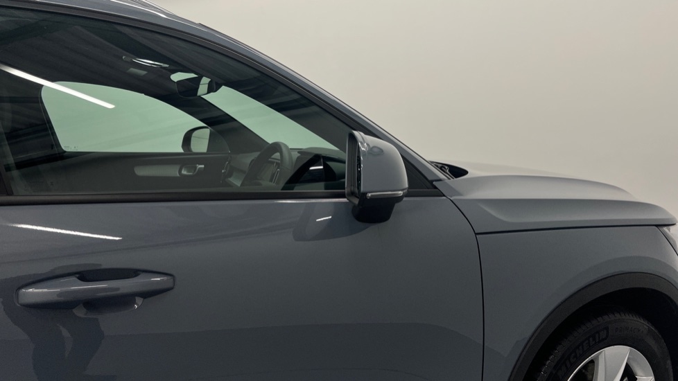 Used Volvo XC40 2023 for sale - 77218702: Photo 37