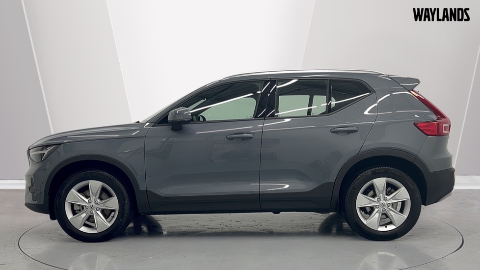 Used Volvo XC40 2023 for sale - 77218702: Photo 8