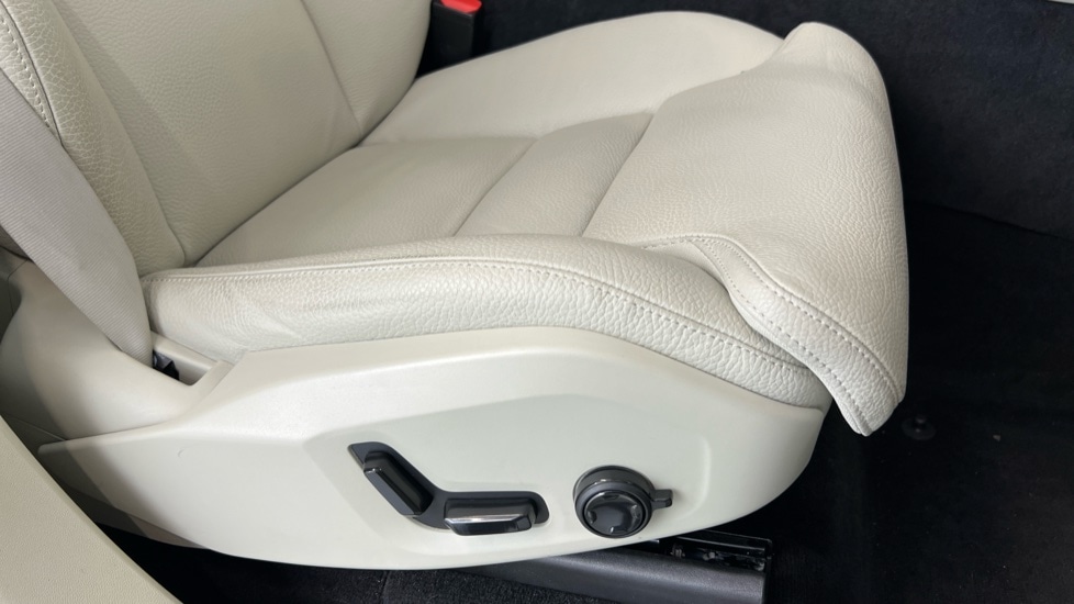 Used Volvo XC90 2024 for sale - 76018112: Photo 30