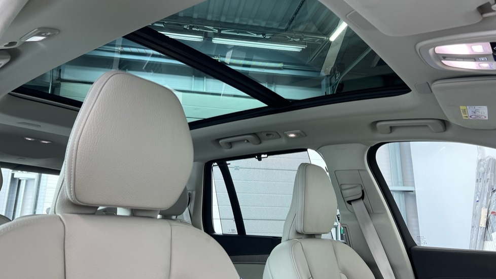 Used Volvo XC90 2024 for sale - 76018112: Photo 31