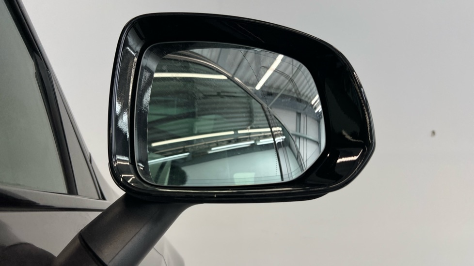 Used Volvo XC90 2024 for sale - 76018112: Photo 32