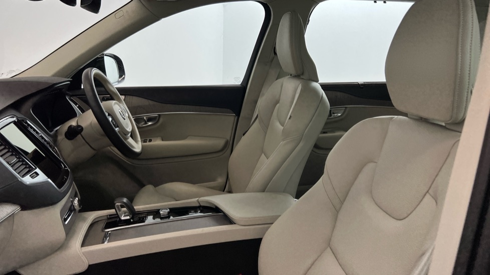 Used Volvo XC90 2024 for sale - 76018112: Photo 37